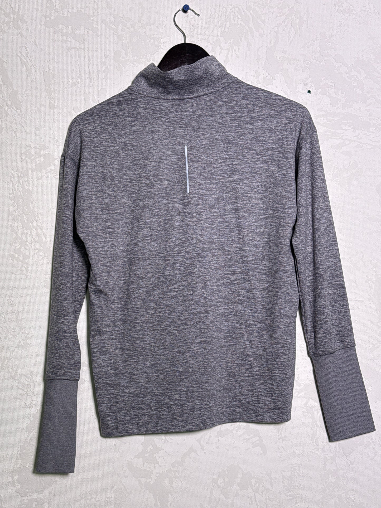 Sueter Manga Larga con Zipper de Mujer Nike (Talla M)