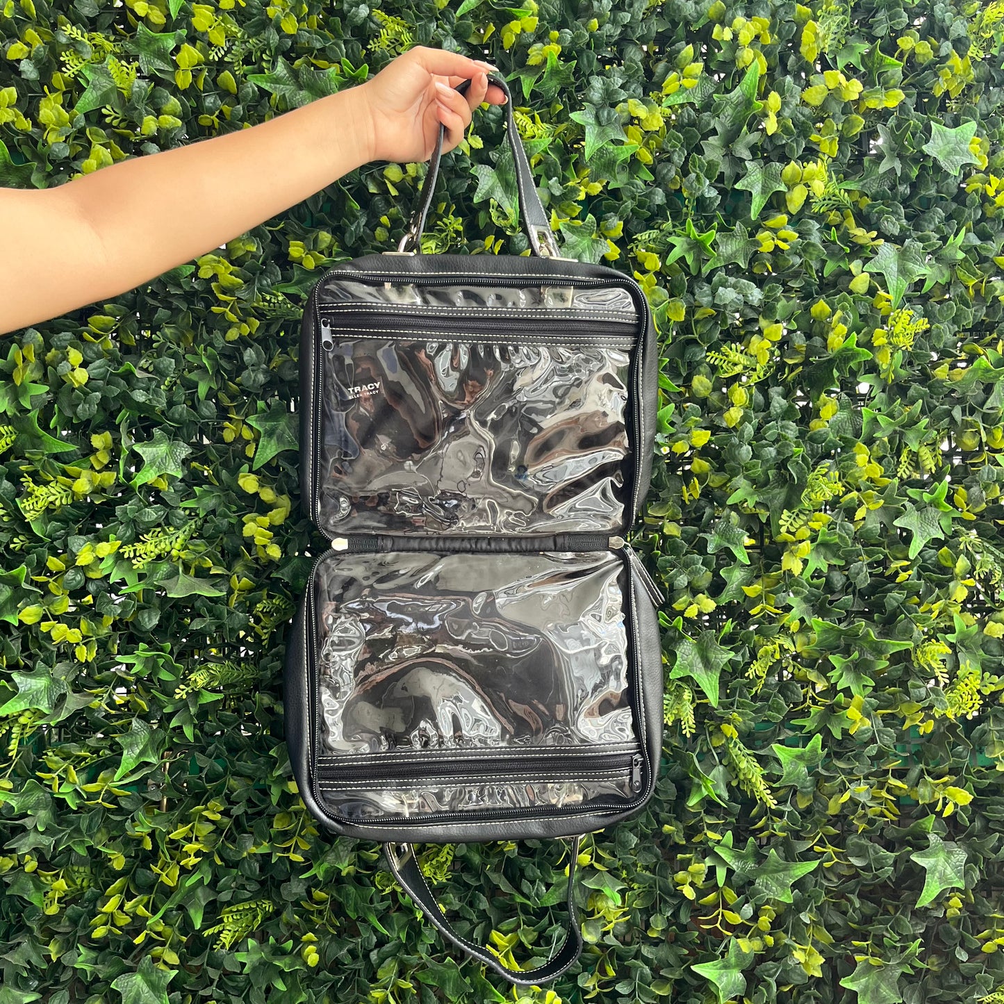 Cartera Tracy