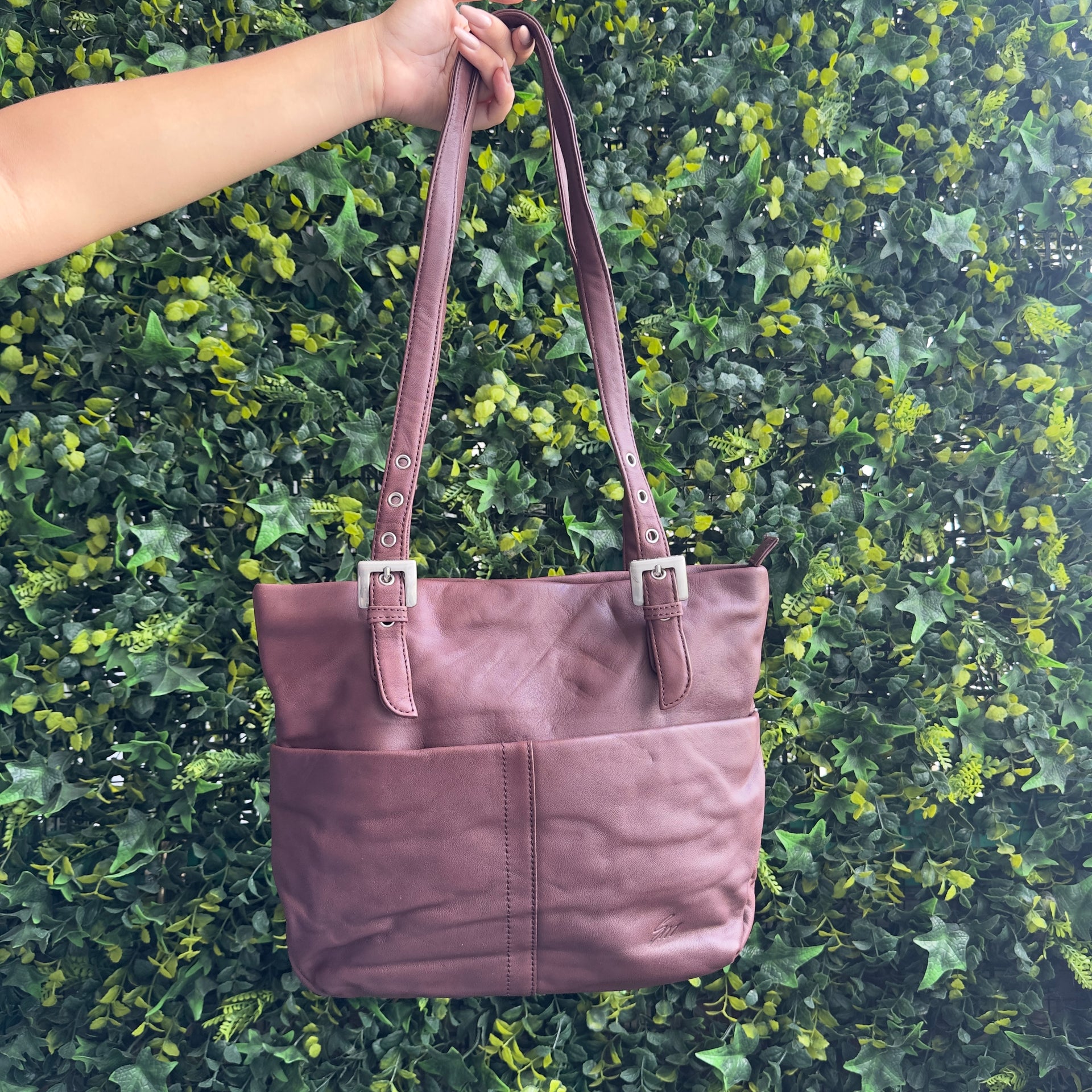 Cartera Stone Mountain