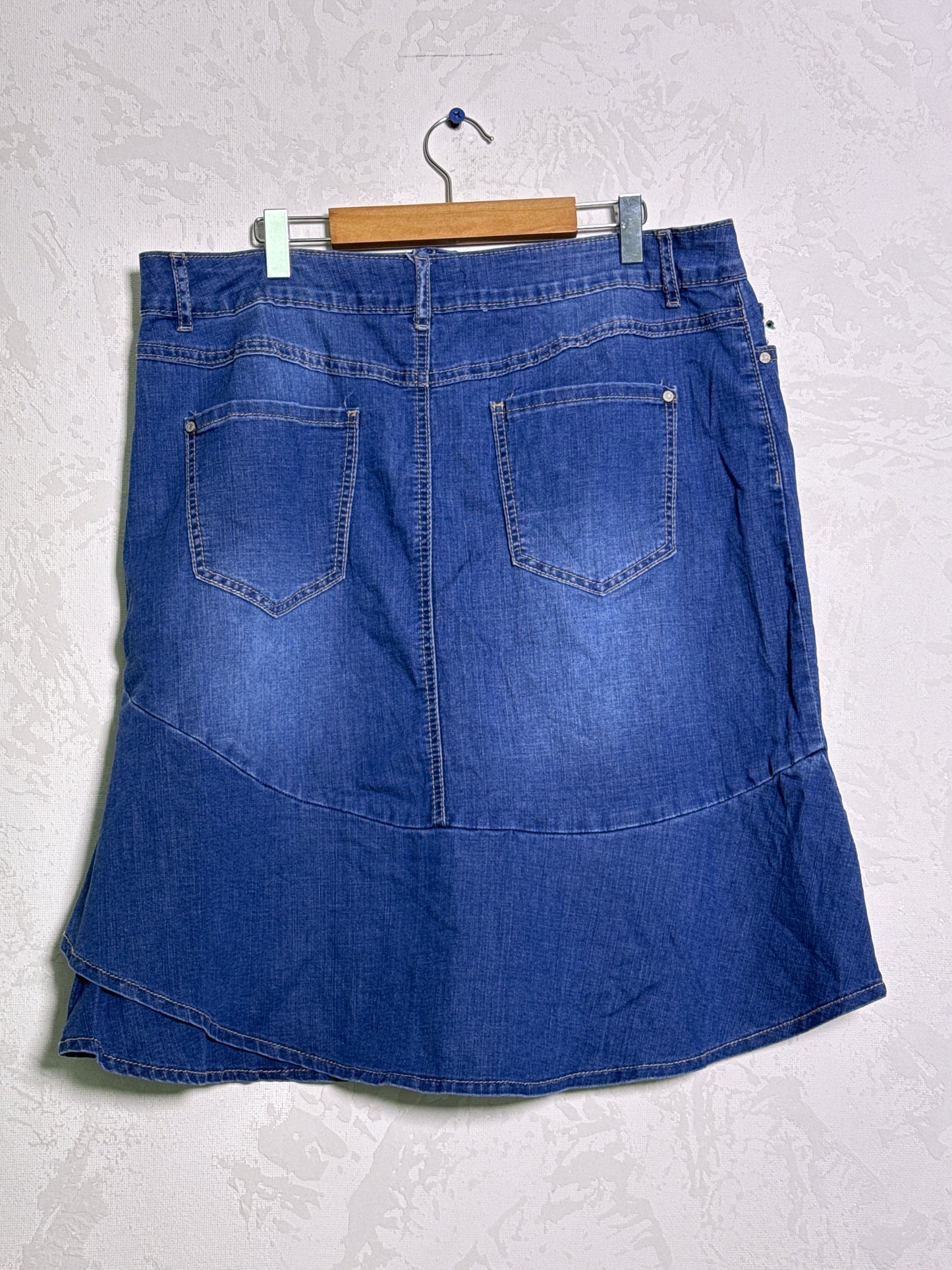 Falda Est. 1946 (Talla 14)