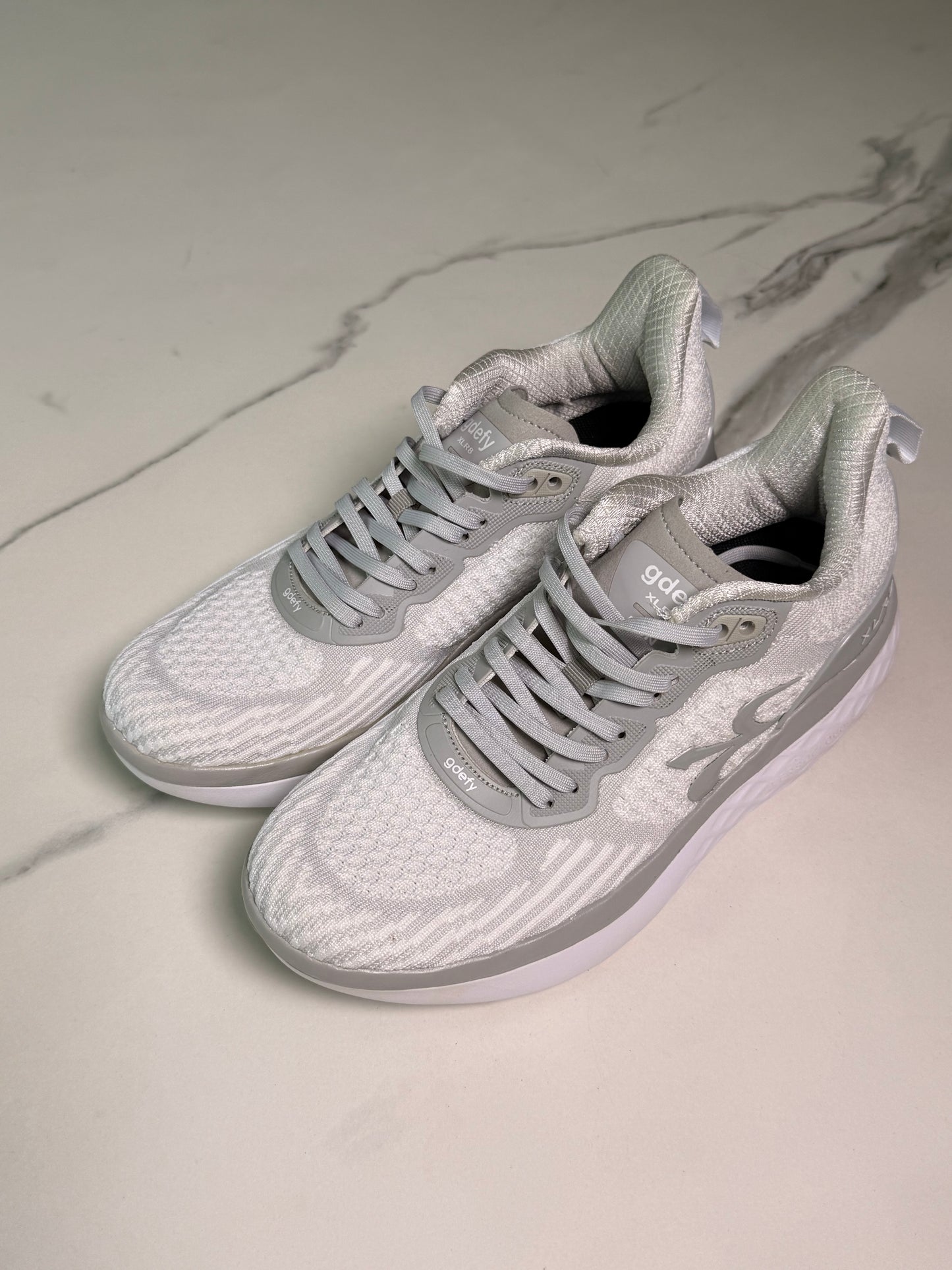 Zapatillas deportivas de Mujer Gdefy (Talla 8)