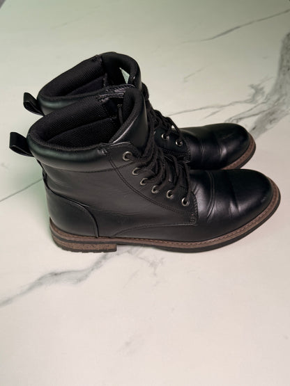 Botas de Hombre GoodFellow (Talla 9.5)