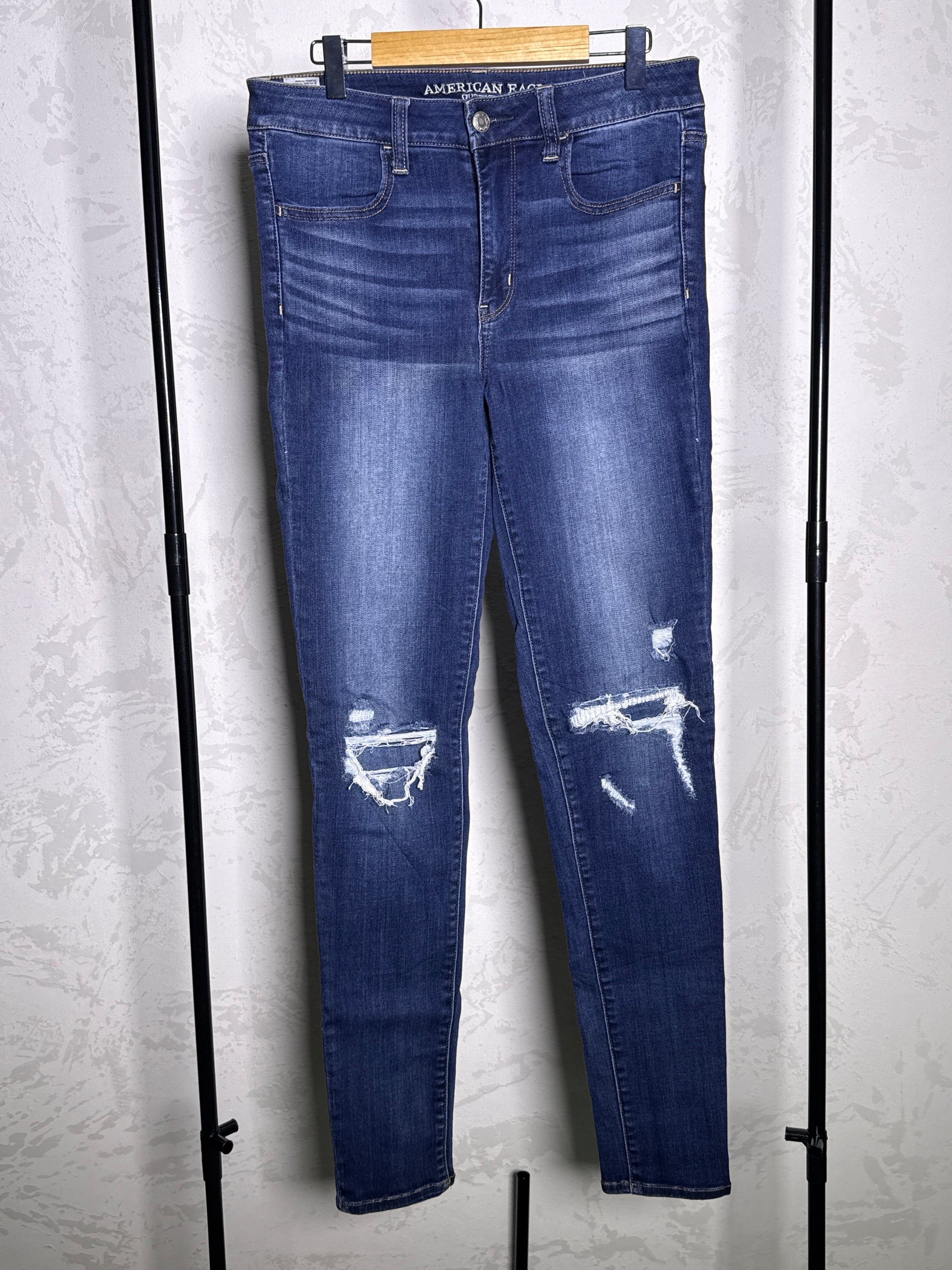 Jeans American Eagle (Talla L)