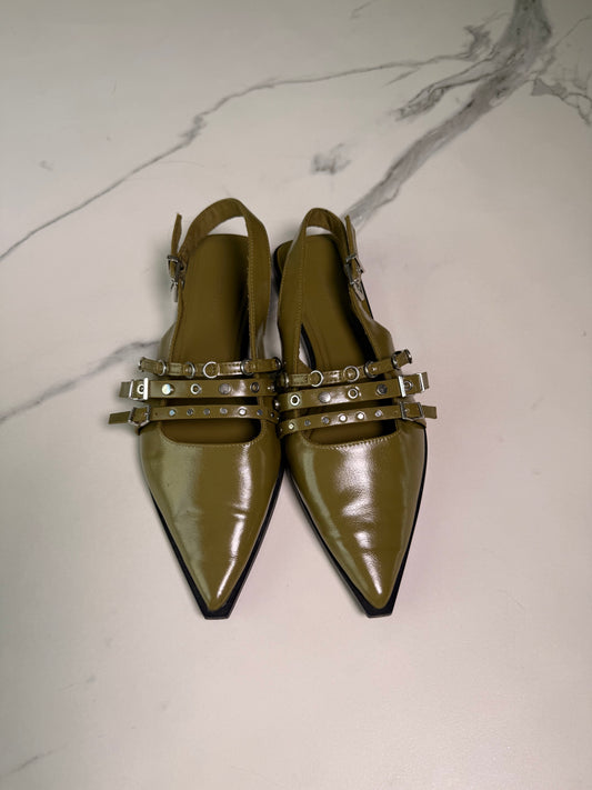 Calzado Astradivarius (Talla 40)