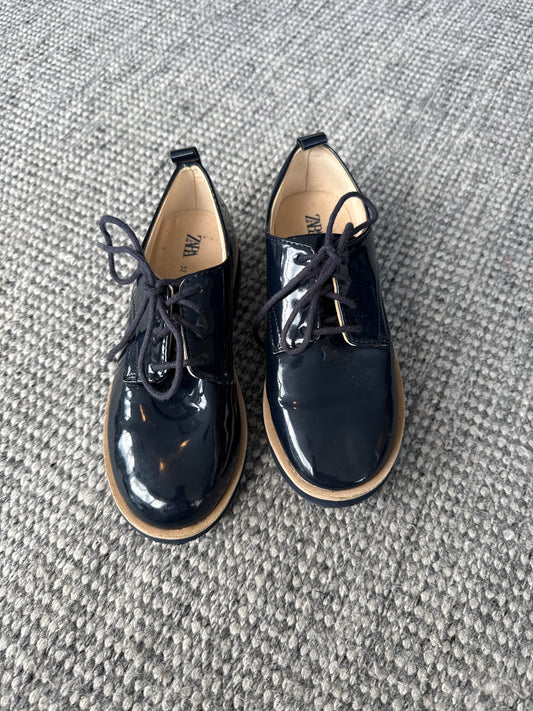 Calzado de Niño Zara (Talla 32)