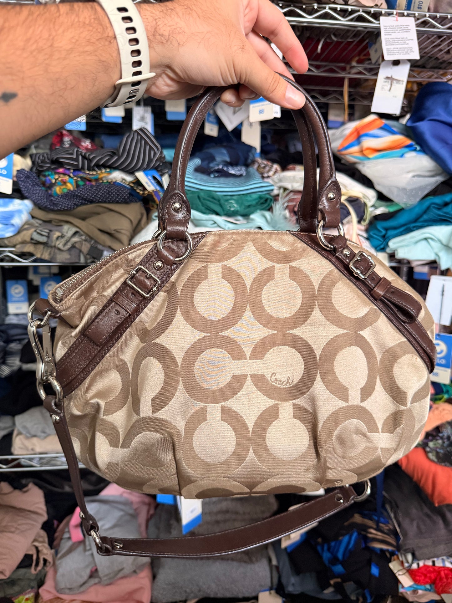 Cartera Coach