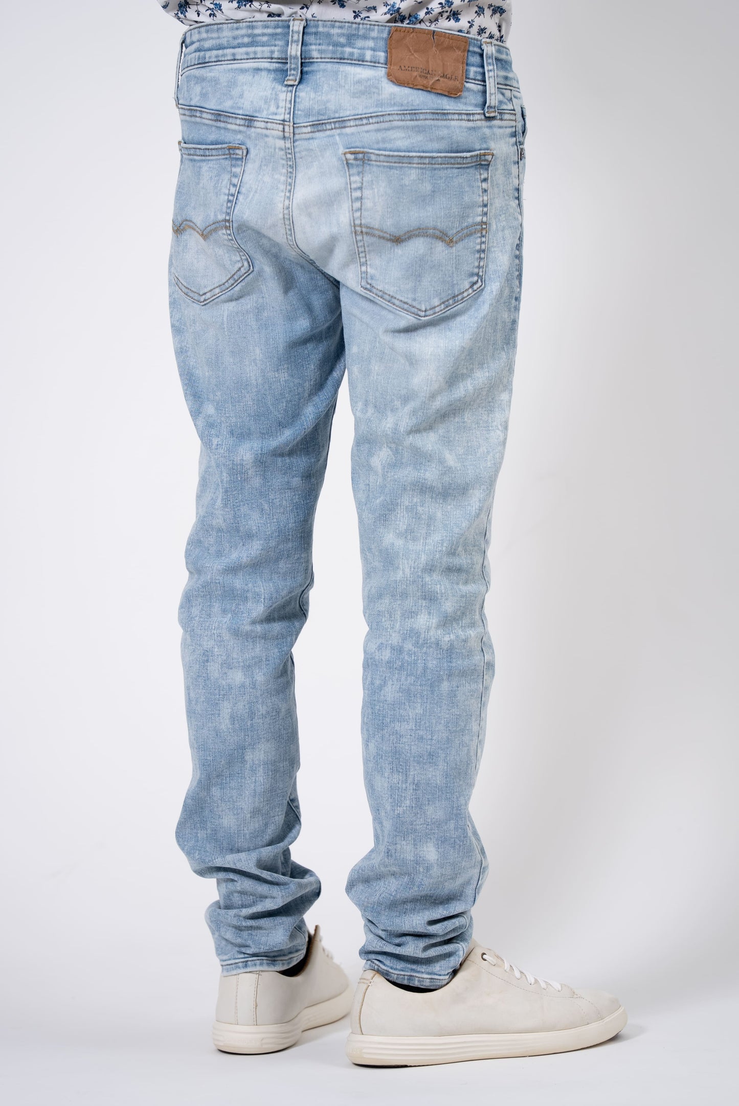 Jeans De Hombre American Eagle (Talla: 30 & 32)