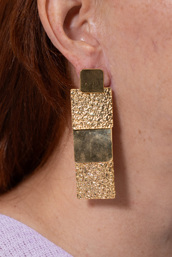 Aretes dorados rectangulares