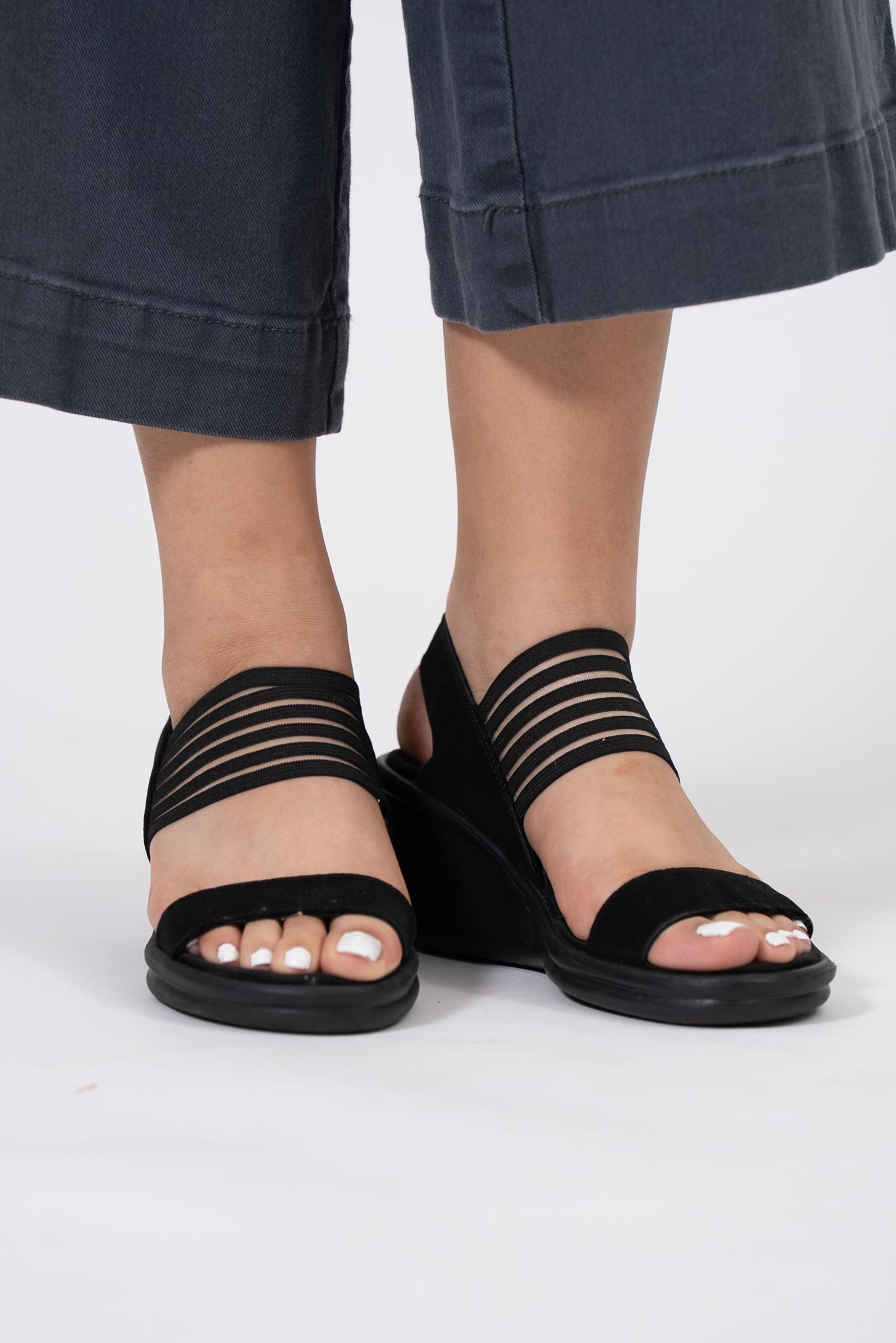 Calzado De Mujer Skechers (Talla: 6)