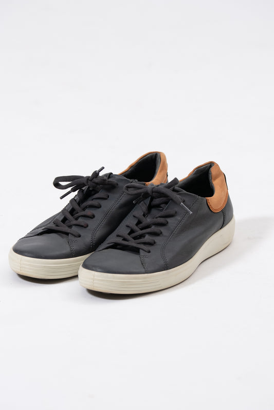 Calzado De Hombre Ecco (Talla: 10&5)