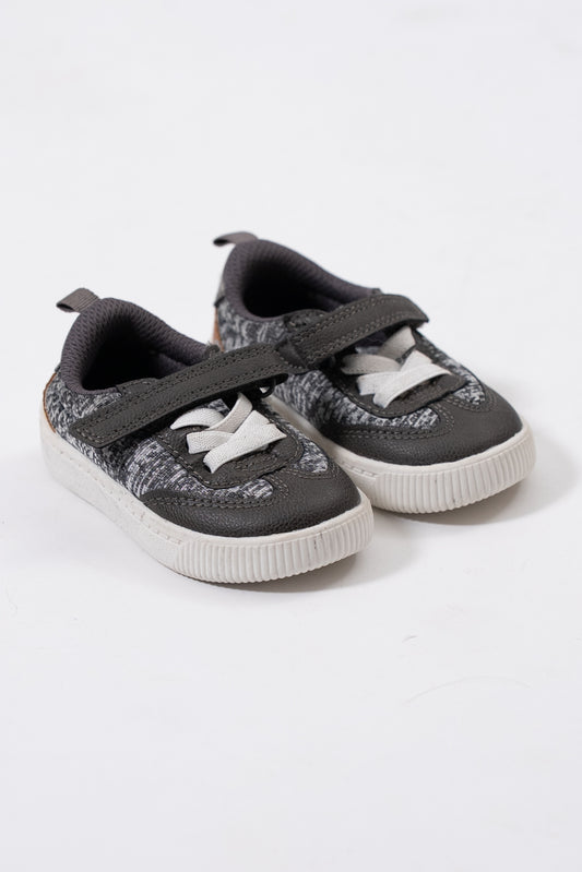 Calzado De Niño Carters (Talla: 4)