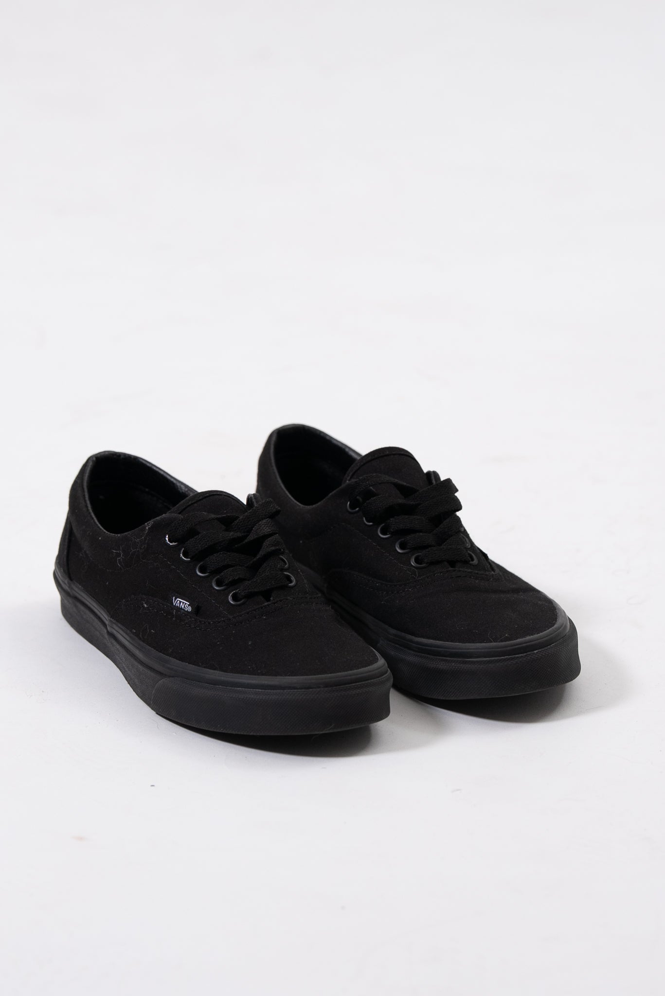 Calzado De Mujer Vans (Talla: 7 & 5)