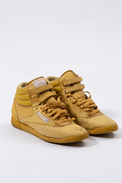 Calzado De Hombre Reebok (Talla: 9 & 5)